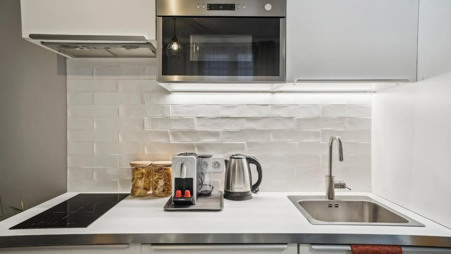 Apartment Eiffel & Invalides - Cityapartmentstay Paris